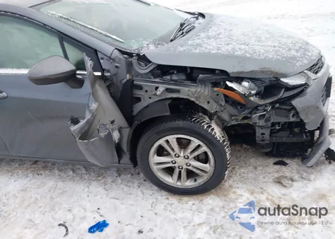 2018 Chevrolet Cruze Lt Auto z USA, uszkodzony, nr VIN 1G1BE5SM5J7205600